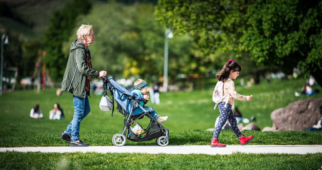 children, park, leisure, family, nanny, countryside, tourism, bolzano, italy